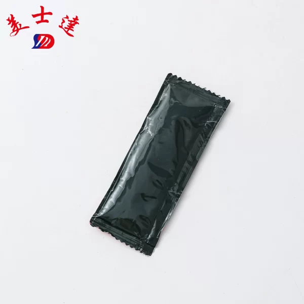 Custom Spicy Chili Sauce Sachets Wholesale (1)