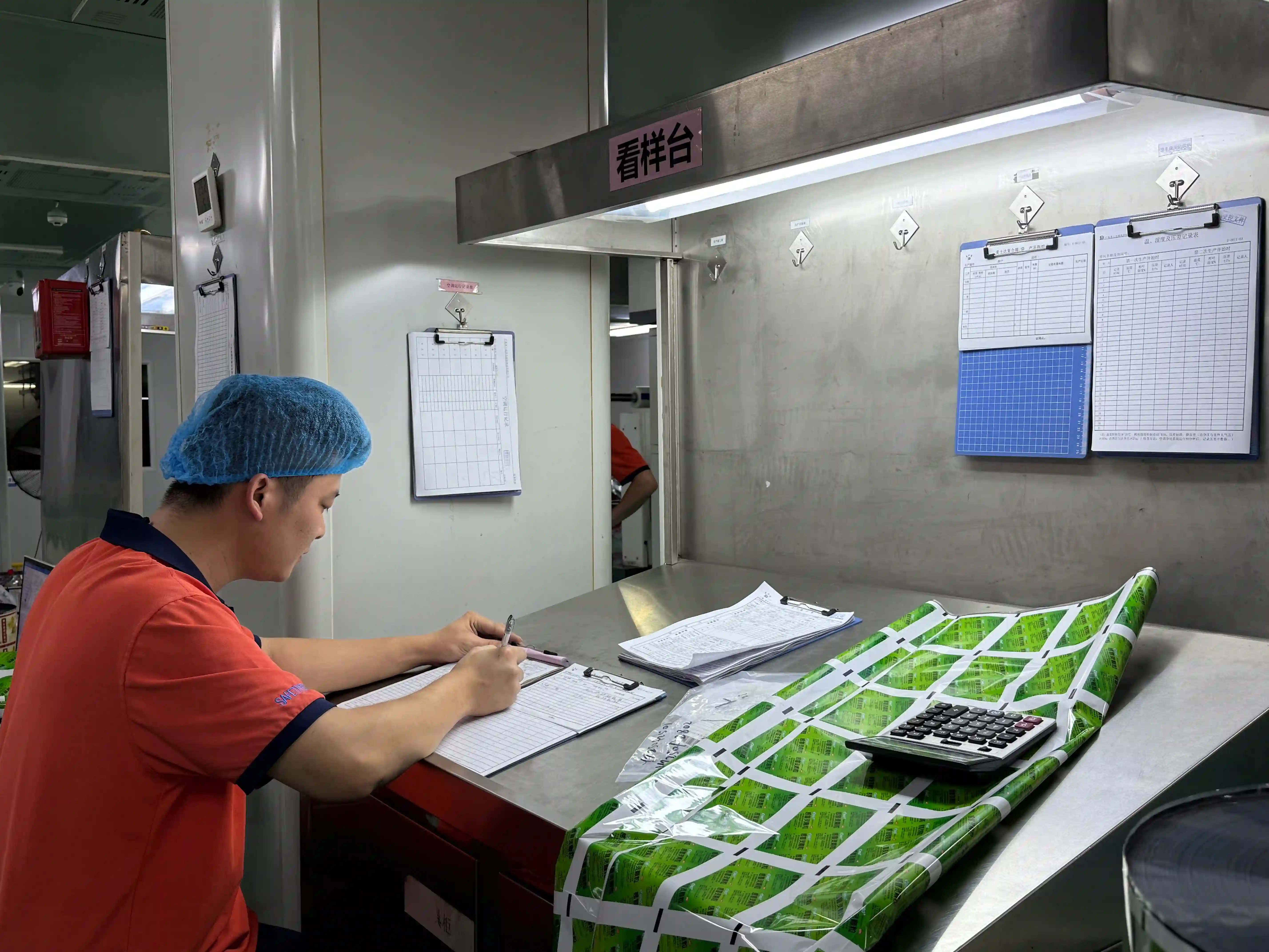 Stop-Wasting-Money-on-Packaging-Your-5-Minute-Guide-to-Smarter-Health-Food-Packaging-Choices.-4