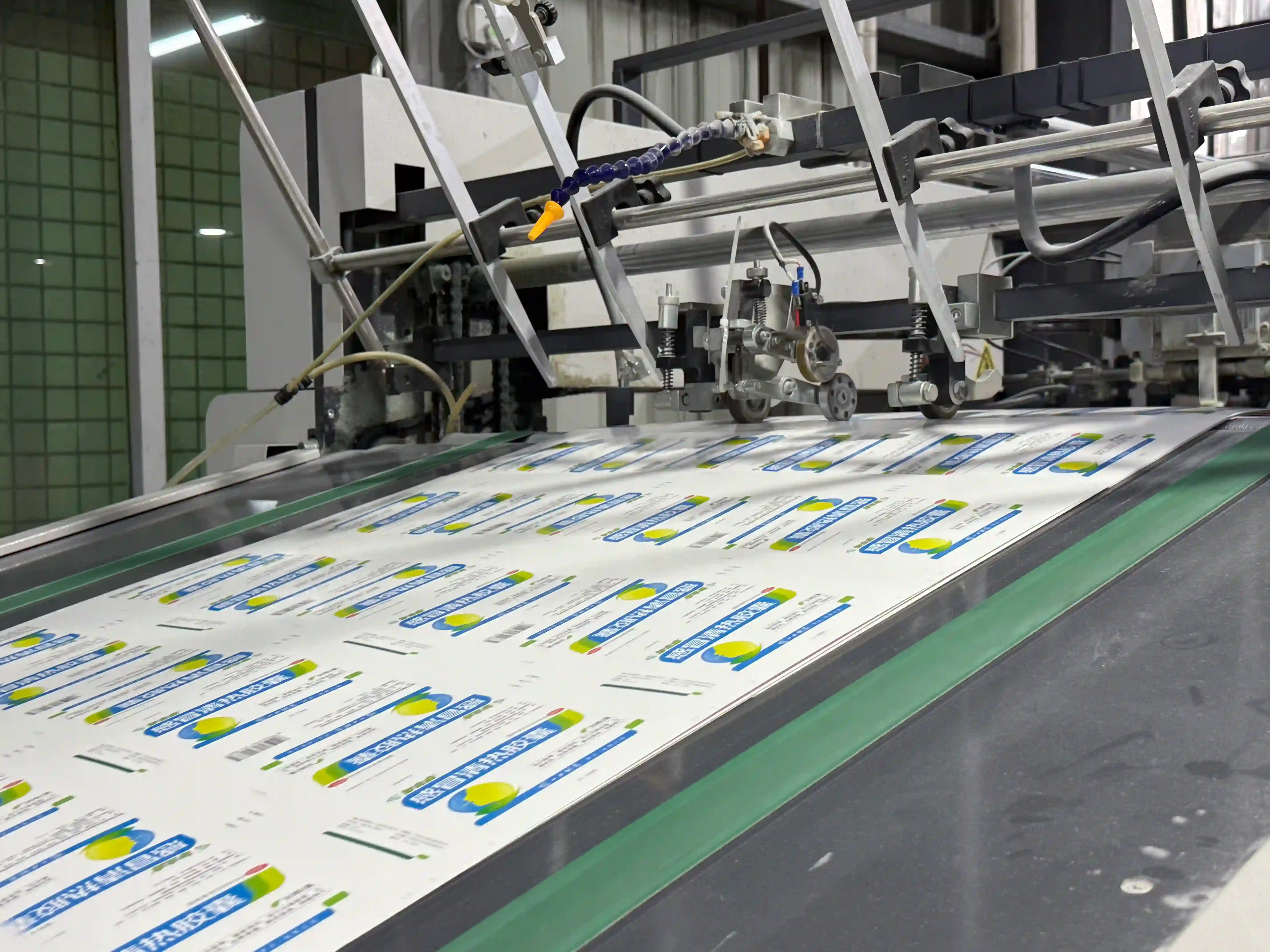 Moisture-Proof-or-Moisture-Prone-How-to-Tell-If-Your-Packaging-Is-Failing-8